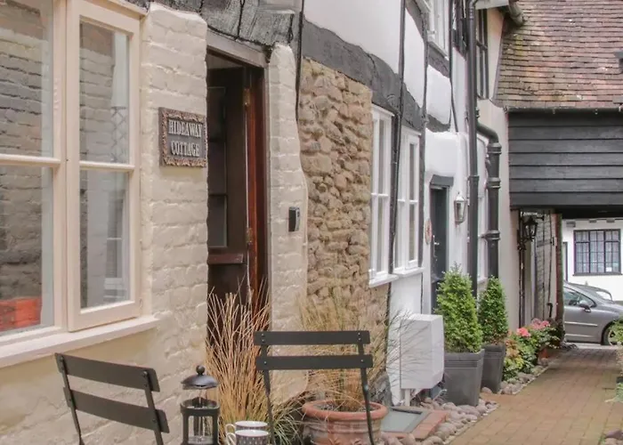 Hideaway Cottage